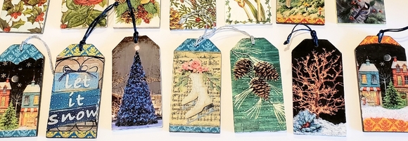 Set of 14. Christmas tag ornaments - Picture 8 of 8